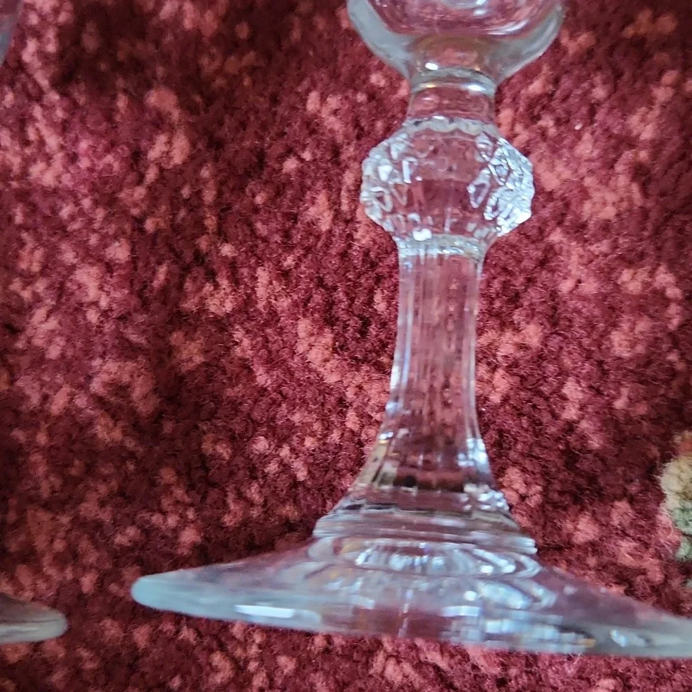 Champagne 🍾 pleaded fluted